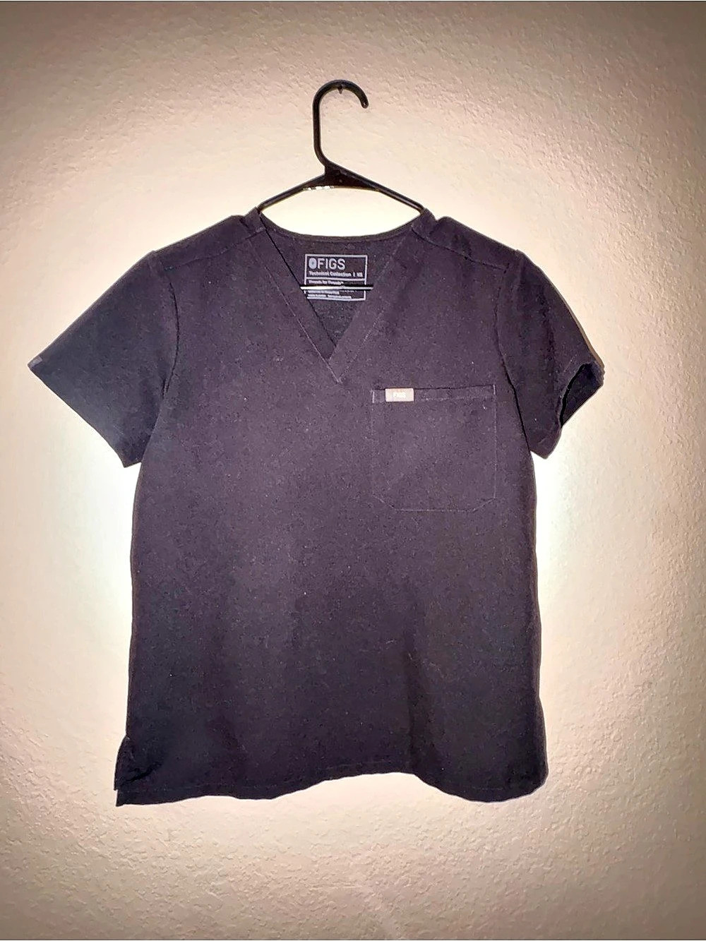 FIGS Catarina One-Pocket Scrub Top